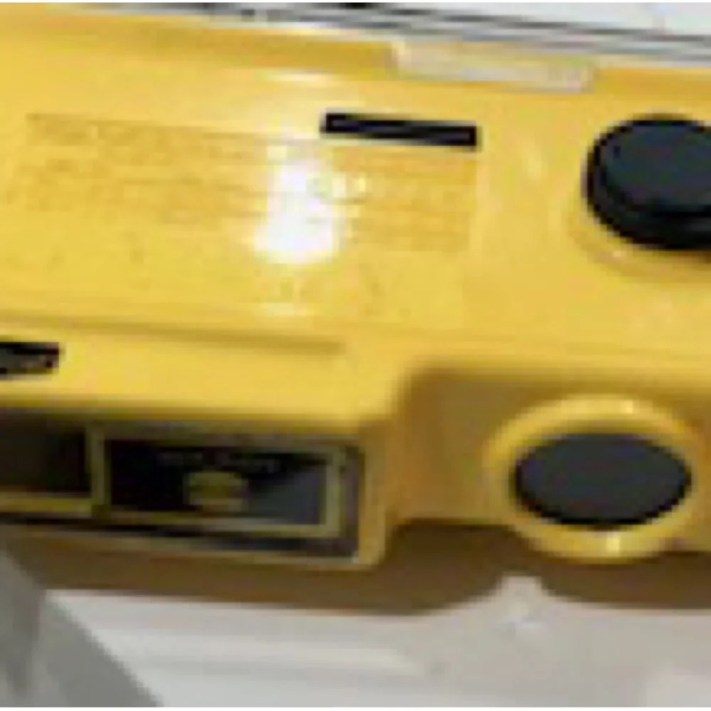 Minolta Weathermatic Camera Underwater Point & Shoot